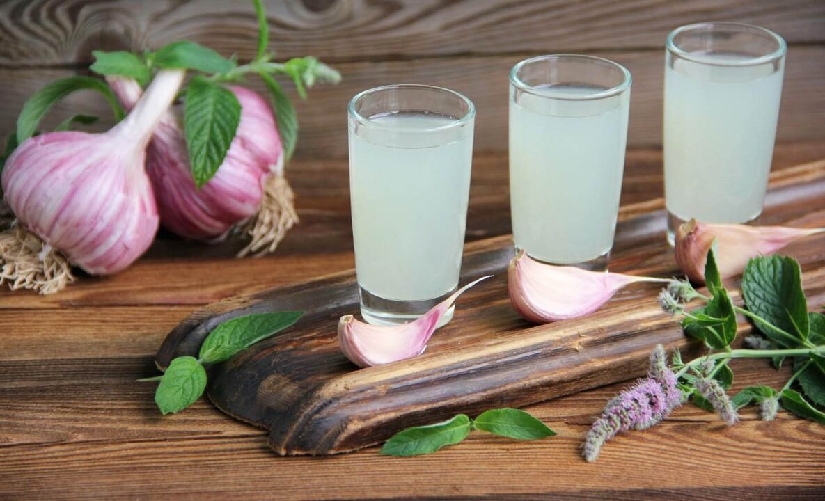 garlic tincture to boost
